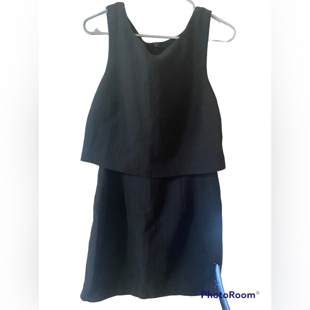 Banana Republic Bodycon Little Black Dress (size 12)